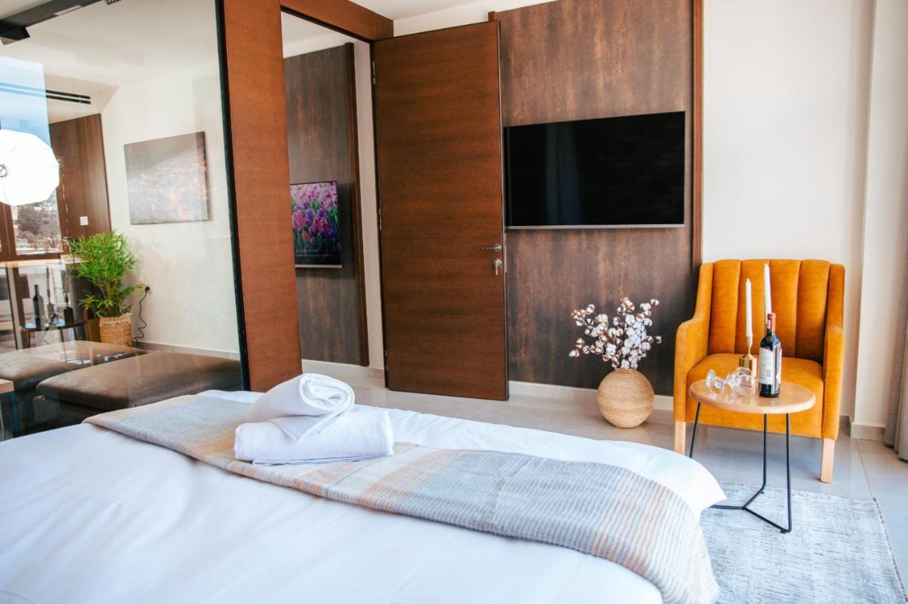 Hilltop Luxury Suites Majdal Shams Exterior photo